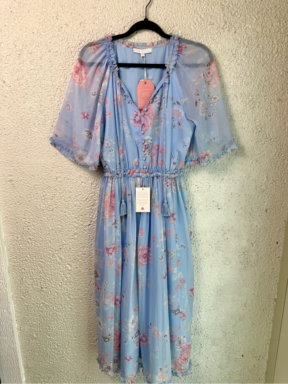 Ivy City Co Leanna Dress Blue Floral Midi S